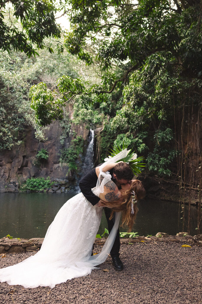 Some elopements feel like they were pulled straight out of a dream, and Courtnee and Joshua’s waterfall elopement in Kauai, Hawaii was exactly that. Surrounded by lush jungle, the sound of rushing water, and the soft island breeze, their day was intentional, intimate, and centered completely around the two of them.