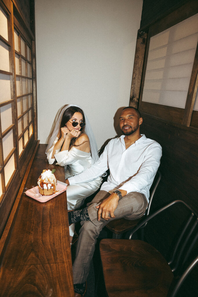 Katie and Karl’s late-night San Diego engagement session was absolutely the latter. These two showed up ready for fun, dressed to the nines, and totally embracing that after-dark, moody, editorial vibe that downtown does so well. It was fashion, flash, and pure personality—exactly what makes nighttime engagement photos so electric. 