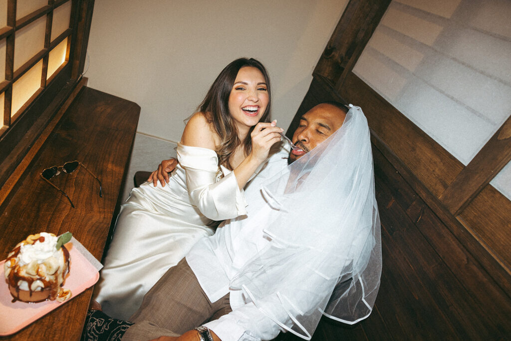 Katie and Karl’s late-night San Diego engagement session was absolutely the latter. These two showed up ready for fun, dressed to the nines, and totally embracing that after-dark, moody, editorial vibe that downtown does so well. It was fashion, flash, and pure personality—exactly what makes nighttime engagement photos so electric. 