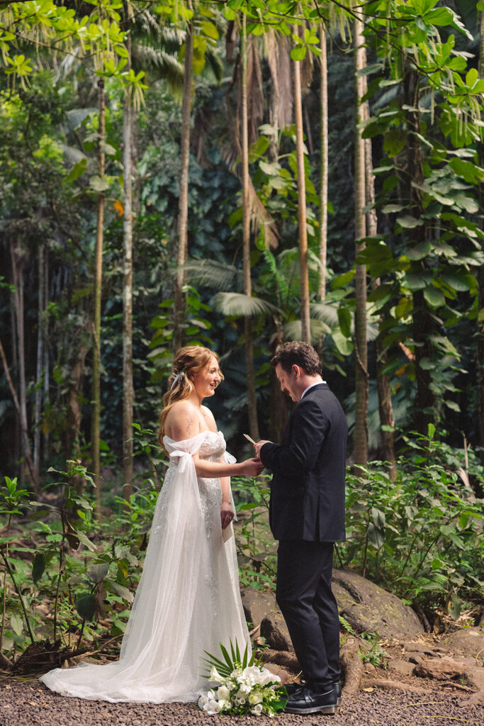 Some elopements feel like they were pulled straight out of a dream, and Courtnee and Joshua’s waterfall elopement in Kauai, Hawaii was exactly that. Surrounded by lush jungle, the sound of rushing water, and the soft island breeze, their day was intentional, intimate, and centered completely around the two of them.