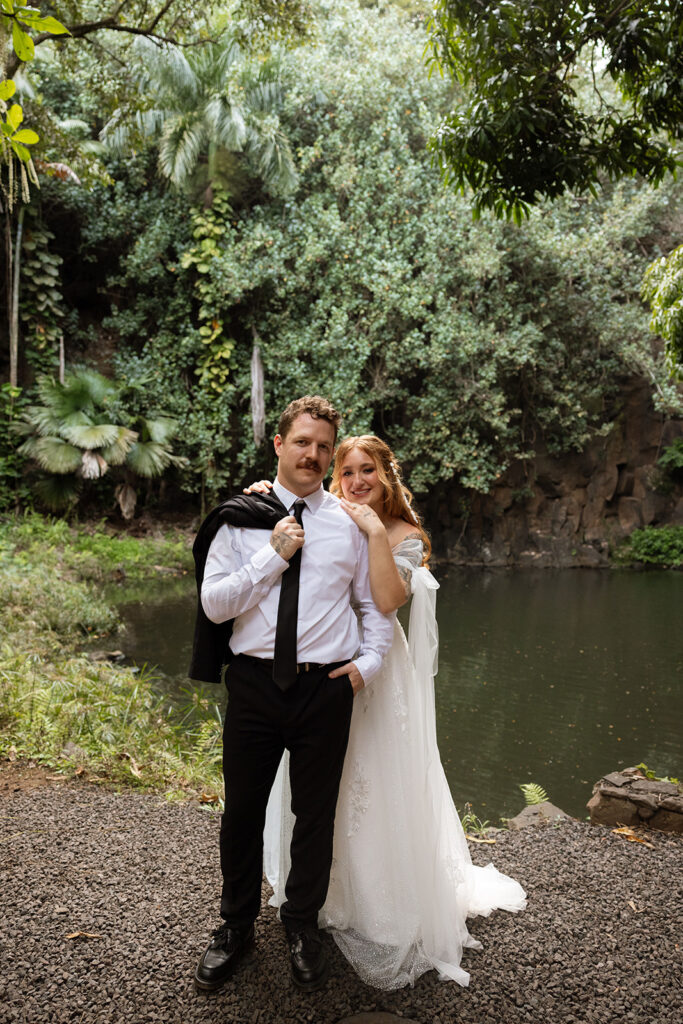 Some elopements feel like they were pulled straight out of a dream, and Courtnee and Joshua’s waterfall elopement in Kauai, Hawaii was exactly that. Surrounded by lush jungle, the sound of rushing water, and the soft island breeze, their day was intentional, intimate, and centered completely around the two of them.