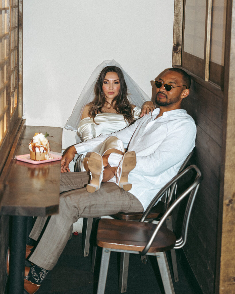 Katie and Karl’s late-night San Diego engagement session was absolutely the latter. These two showed up ready for fun, dressed to the nines, and totally embracing that after-dark, moody, editorial vibe that downtown does so well. It was fashion, flash, and pure personality—exactly what makes nighttime engagement photos so electric. 