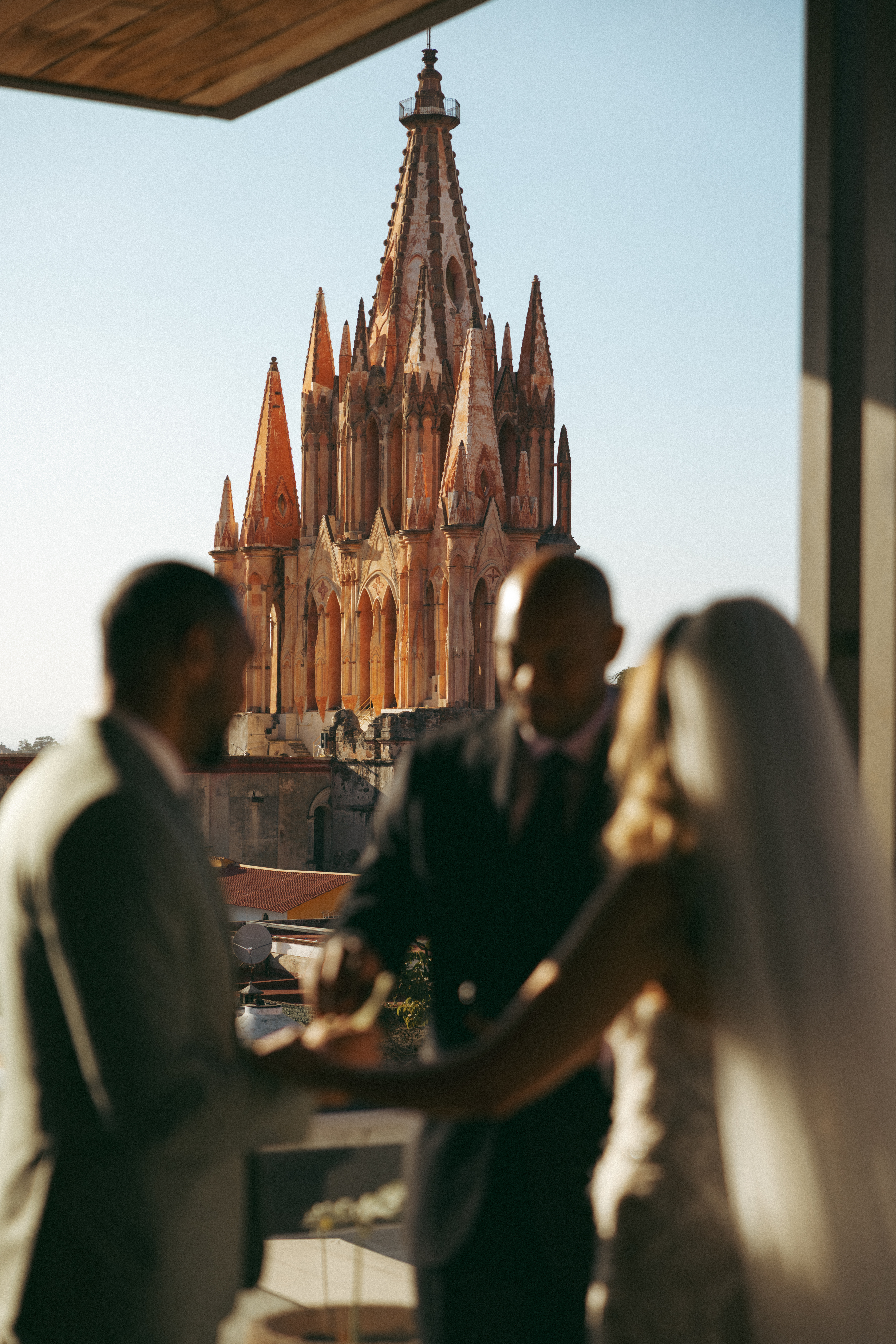 Intimate destination elopement in San Miguel de Allende with family
